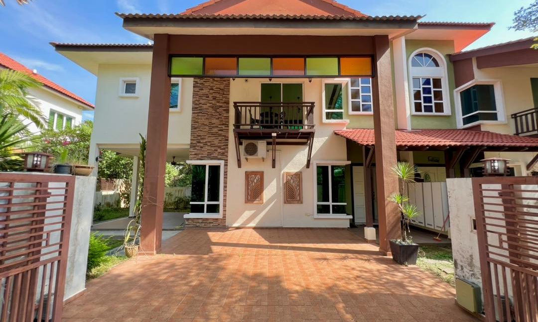 Ejen Hartanah Melaka_Semi D 2 Tingkat Taman Sentosa Bukit Baru Melaka_Ejen Rumah Hairil Wahiri 1