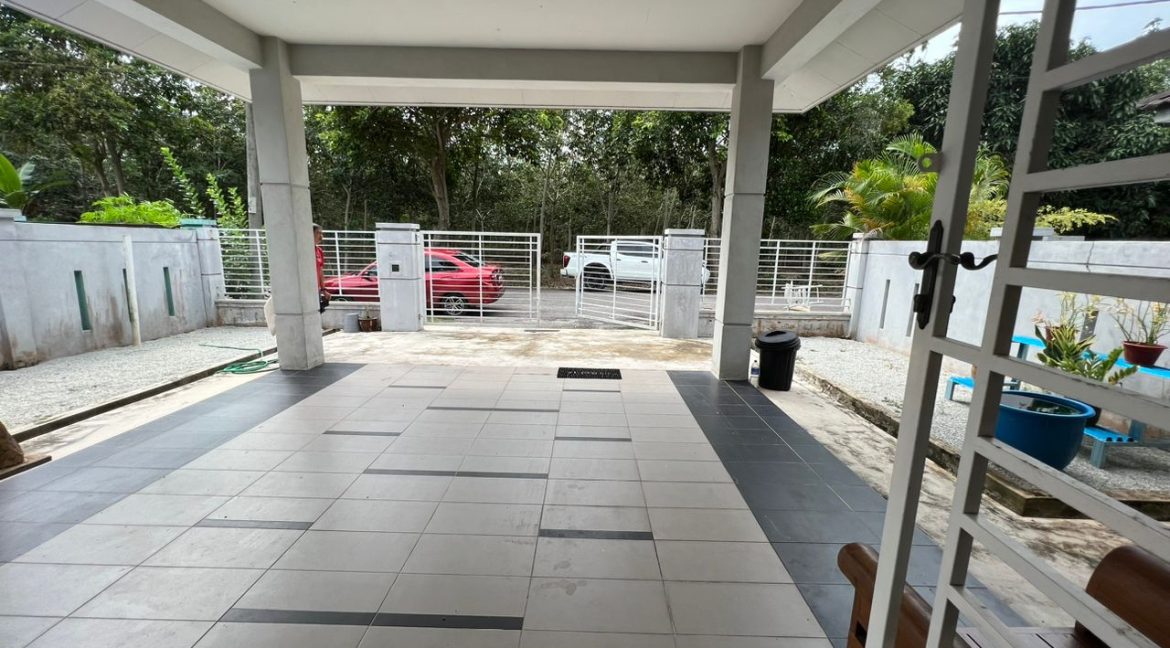 Ejen Hartanah Melaka Semi-D 1 Tingkat Taman Sungai Rambai Indah Melaka_Ejen Rumah Melaka Hairil Wahiri_GuruHartanah 2