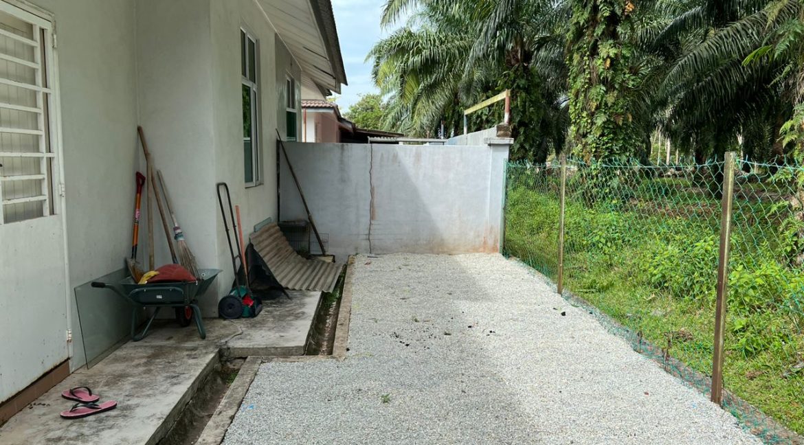 Ejen Hartanah Melaka Semi-D 1 Tingkat Taman Sungai Rambai Indah Melaka_Ejen Rumah Melaka Hairil Wahiri_GuruHartanah 4