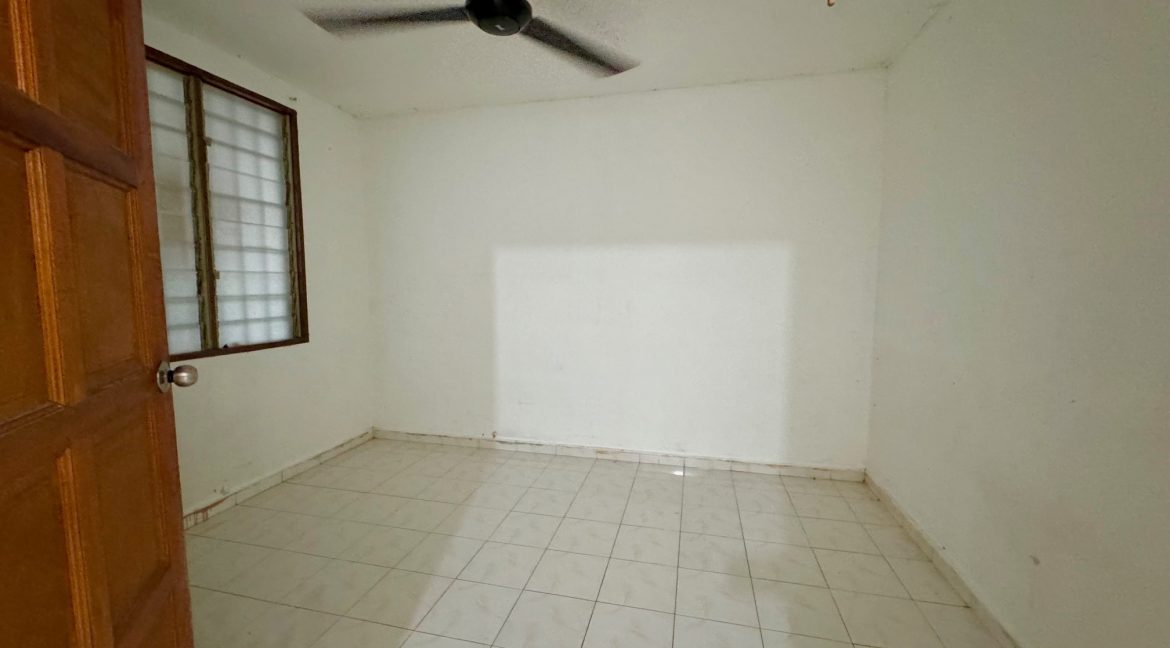 Ejen Hartanah Melaka Teres 1 Taman Melawis Bukit Beruang Melaka Tengah_Ejen Rumah Melaka Hairil Wahiri_14