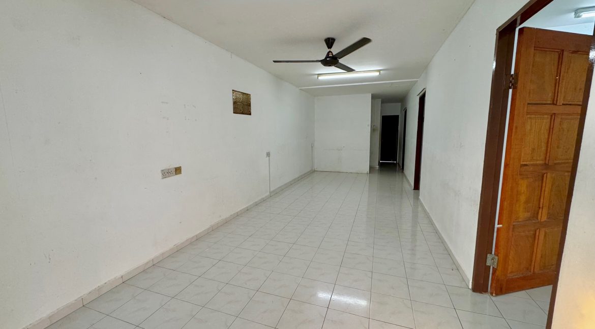 Ejen Hartanah Melaka Teres 1 Taman Melawis Bukit Beruang Melaka Tengah_Ejen Rumah Melaka Hairil Wahiri_6