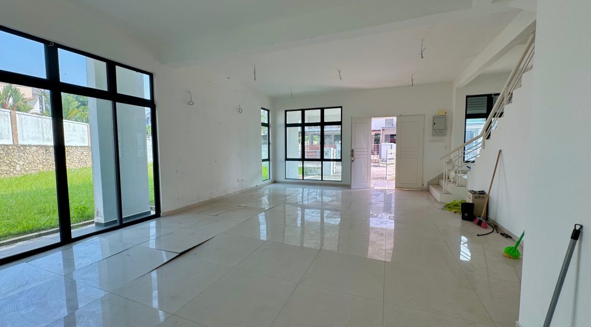 Ejen Hartanah Melaka Semi-D 2 Tingkat Vista Kirana Ayer Keroh_Ejen Rumah Ayer Keroh Melaka Hairil Wahiri_11