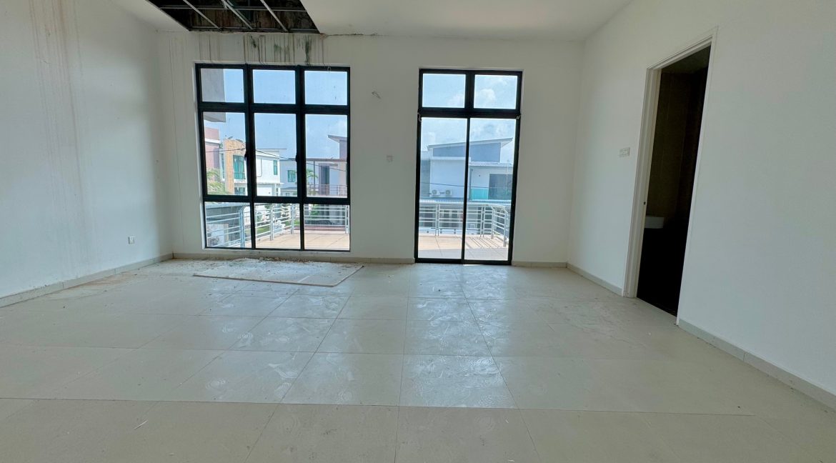 Ejen Hartanah Melaka Semi-D 2 Tingkat Vista Kirana Ayer Keroh_Ejen Rumah Ayer Keroh Melaka Hairil Wahiri_13