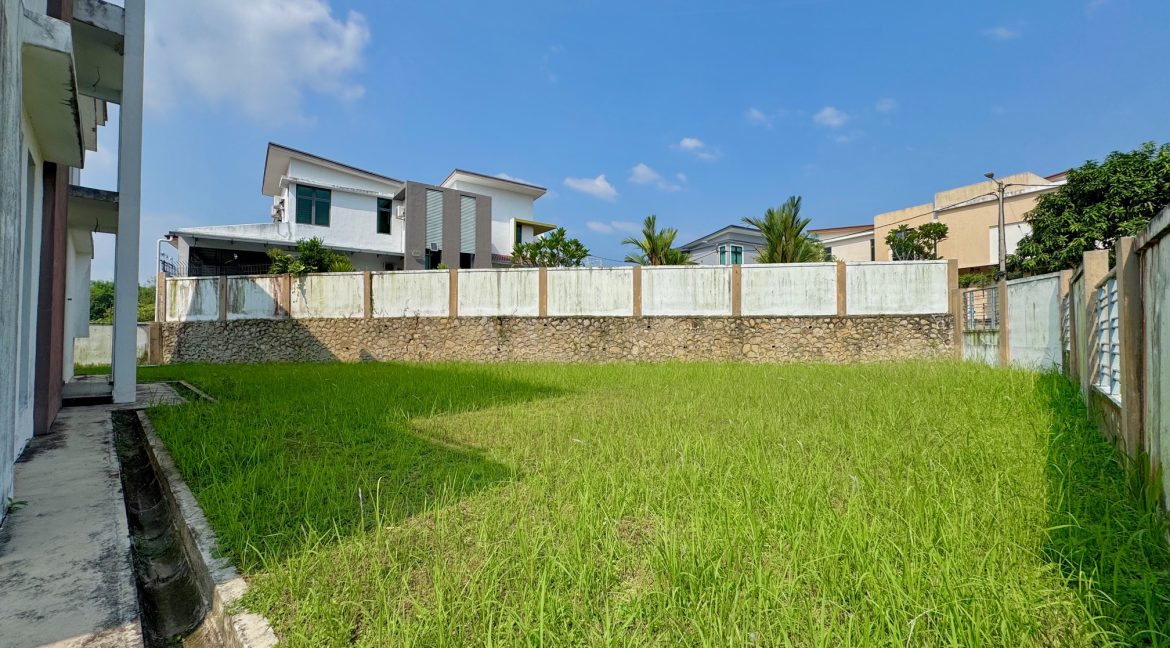 Ejen Hartanah Melaka Semi-D 2 Tingkat Vista Kirana Ayer Keroh_Ejen Rumah Ayer Keroh Melaka Hairil Wahiri_2