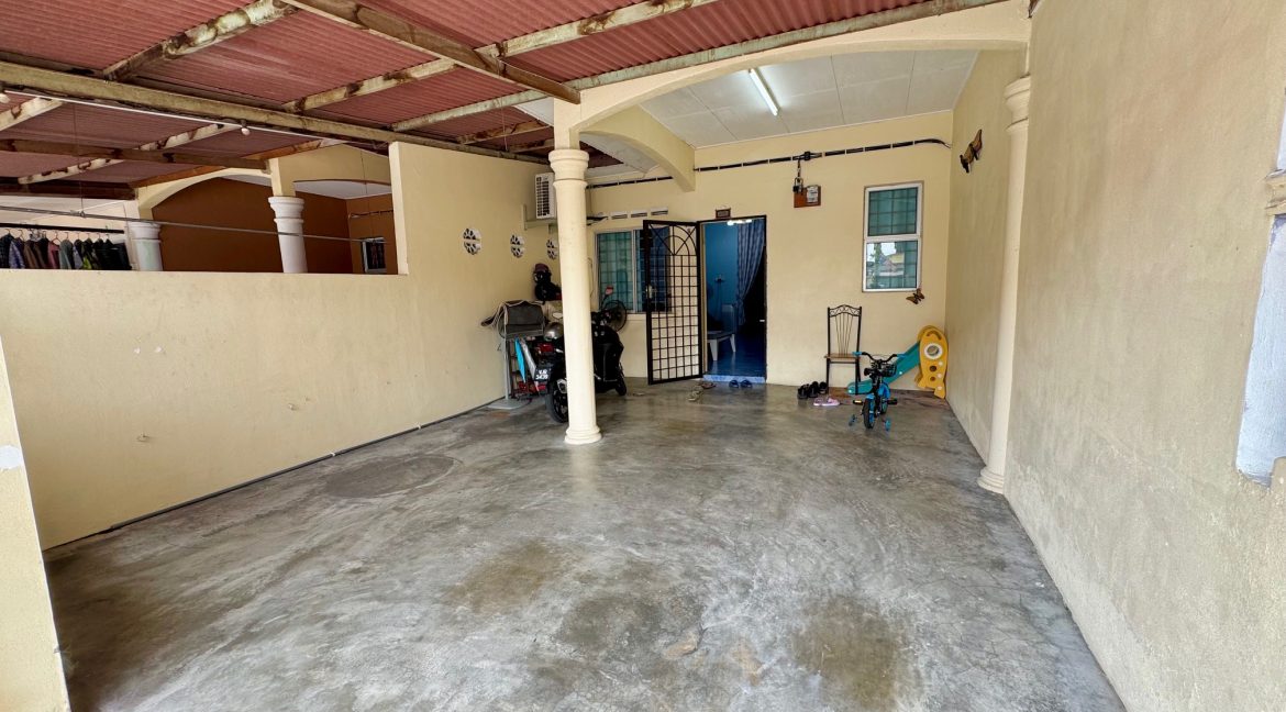 Ejen Hartanah Taman Tamby Chik Karim Teres 2 Tingkat Melaka_Ejen Hartanah Batu Berendam Melaka Hairil Wahiri_2