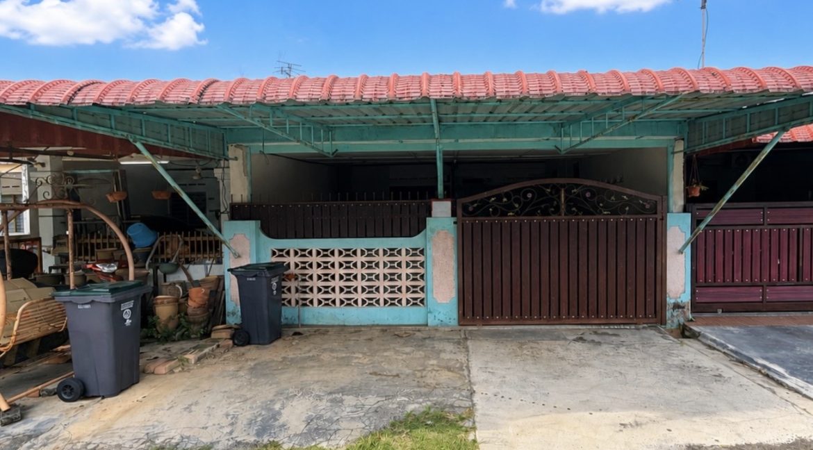 Ejen Hartanah Melaka Taman Maju Jasin Fasa 4 Jalan Kolam Melaka Teres 1 Tingkat_Ejen Rumah Jasin Melaka Hairil Wahiri_1